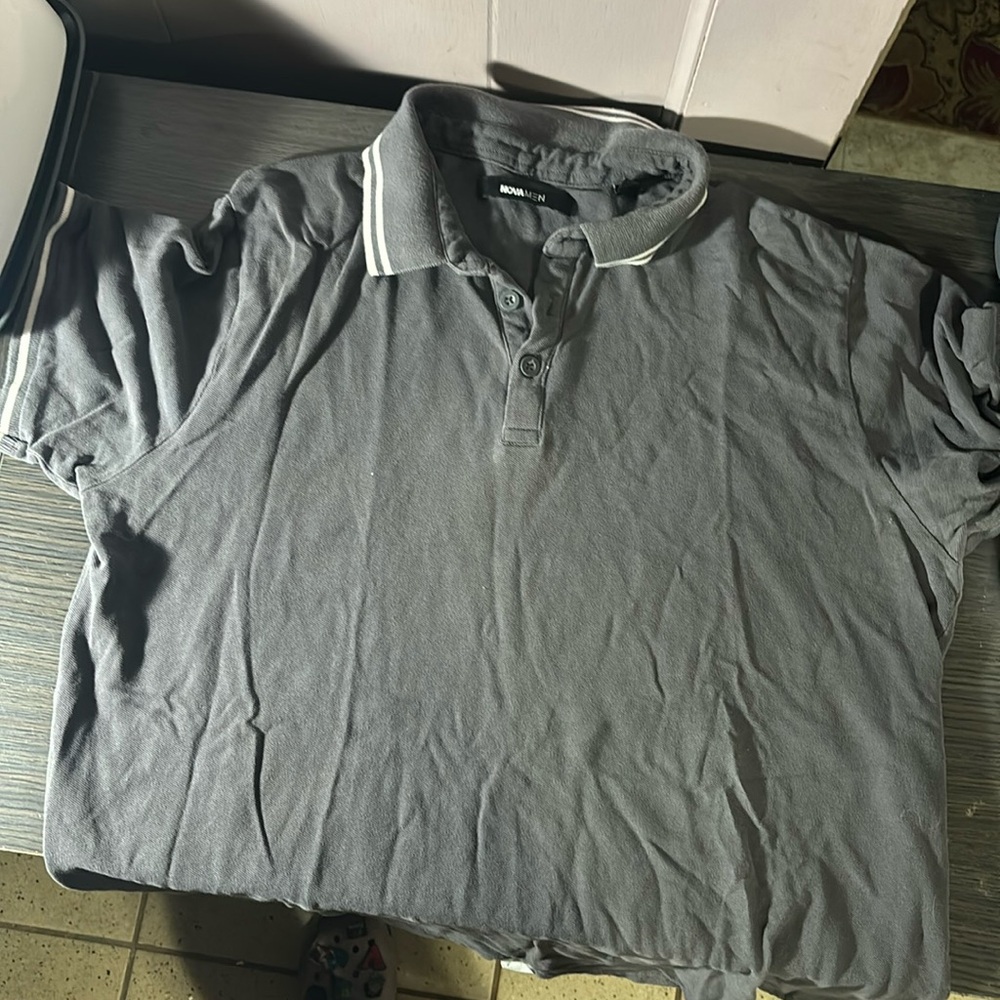 Men collar shirt